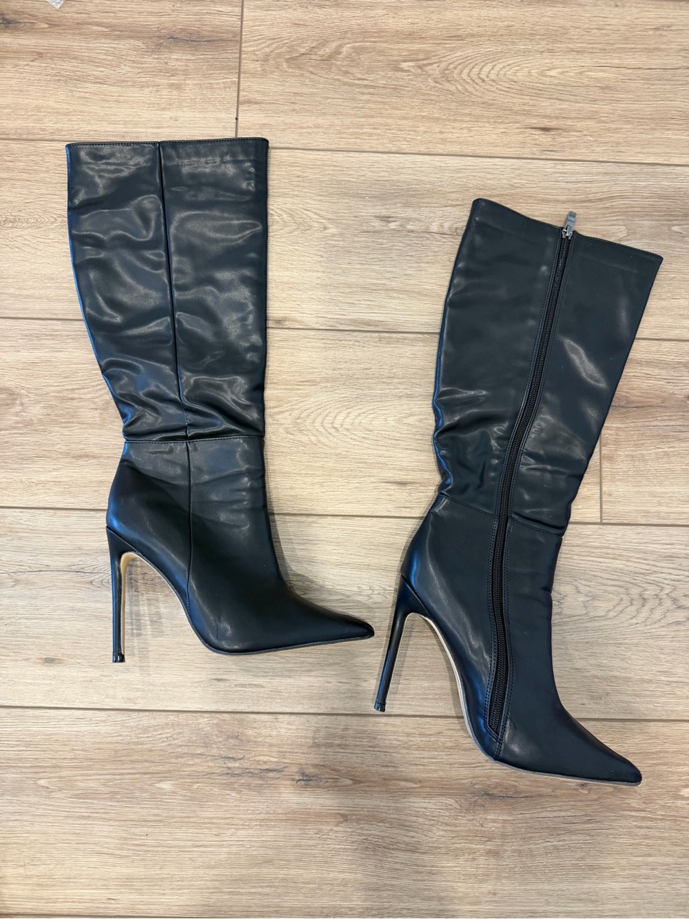 Black High-Heel Pointed Toe Knee Boots - Women